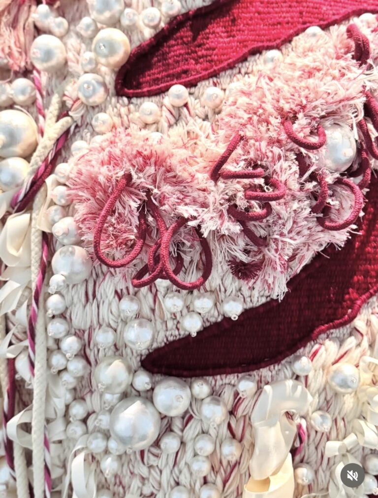 ROSE WYLIE AT RA VS EMA SHIN’S HEARTS OF ABSENT WOMEN(TREE OF FAMILY) AT SYDNEY BIENNALE